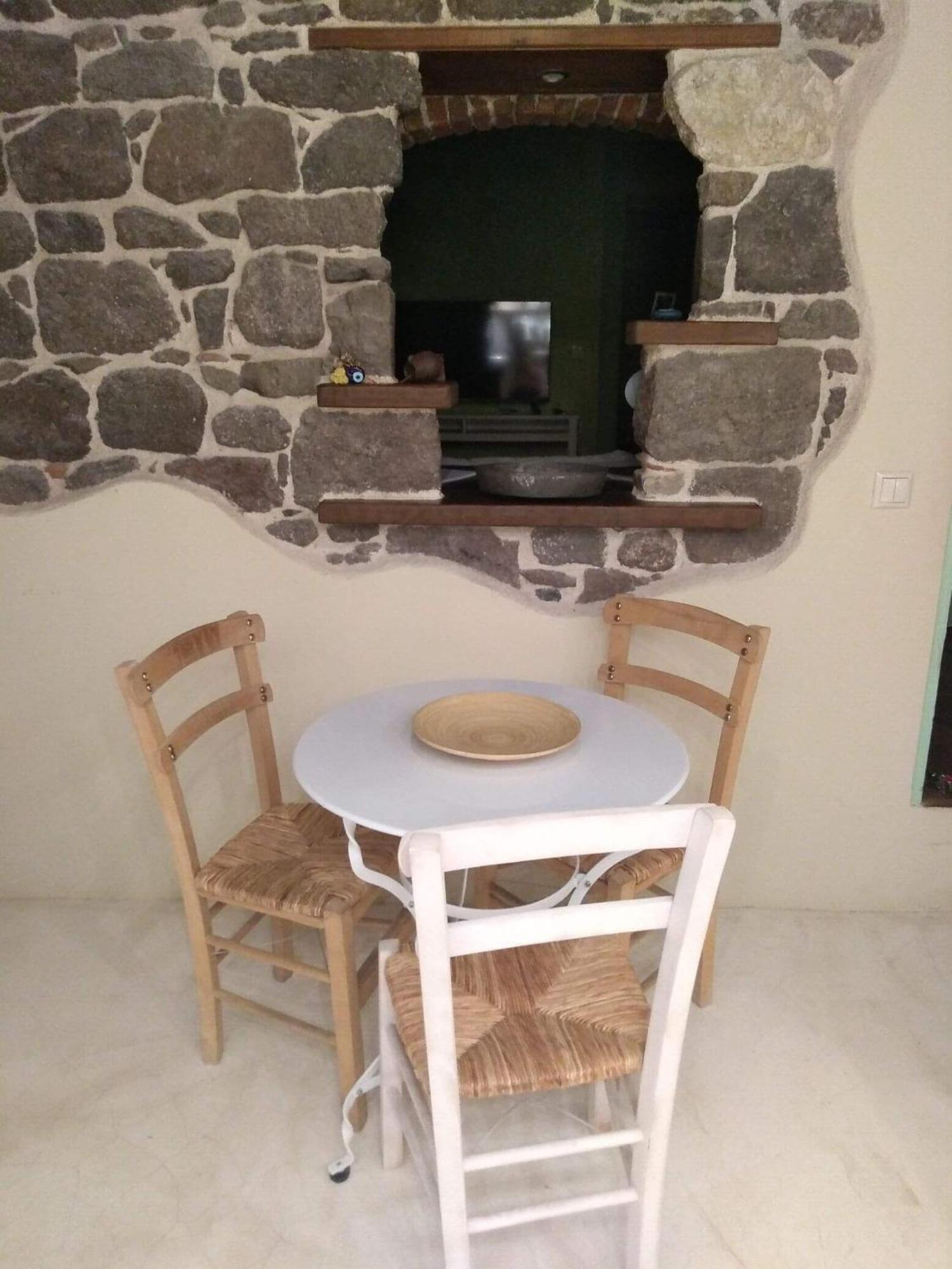 Molyvos Boutique House Apartment Митимна Екстериор снимка