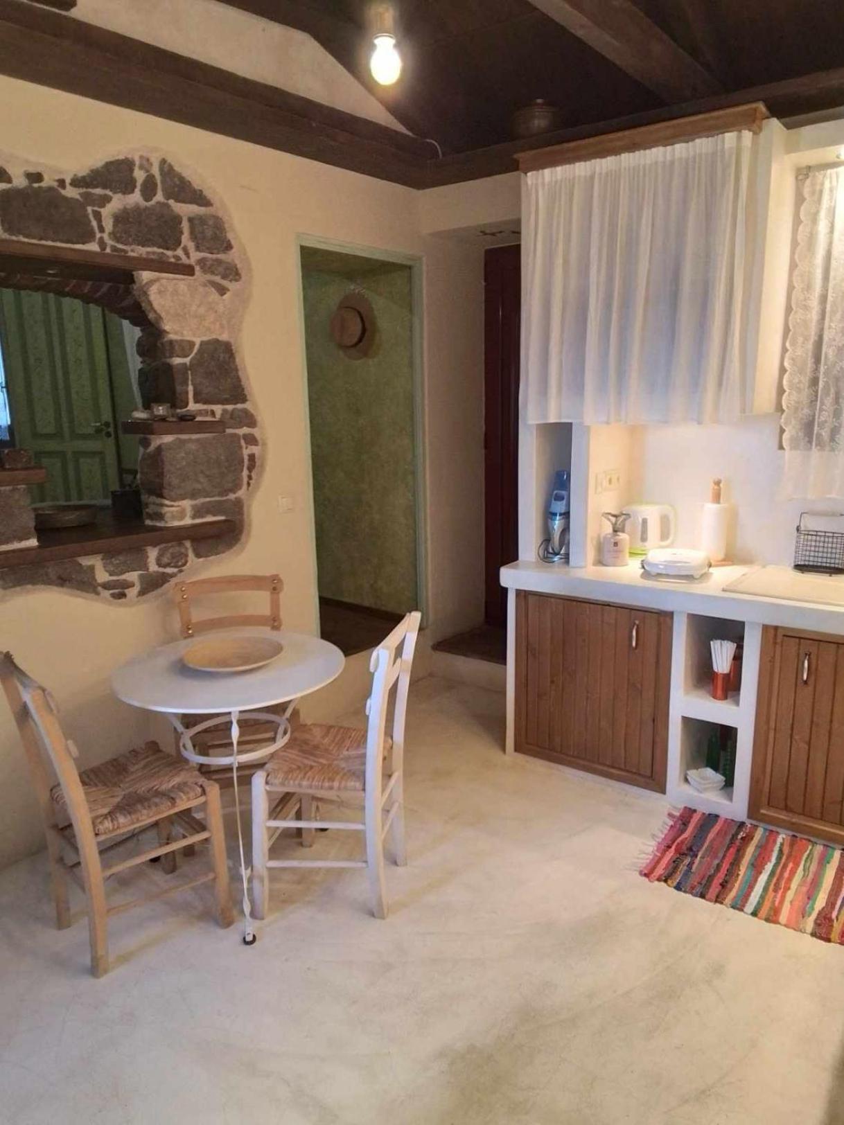 Molyvos Boutique House Apartment Митимна Екстериор снимка